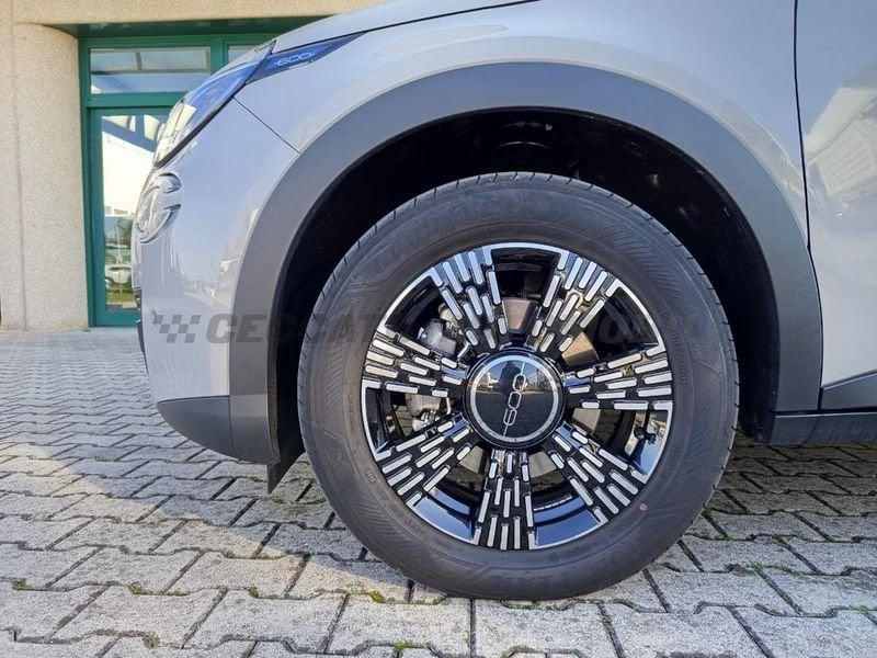 FIAT 600 600 1.2 hybrid 145cv auto