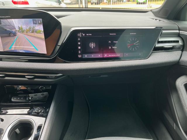 AUDI A6 Avant 40 2.0 TDI S tronic S line edition New Model