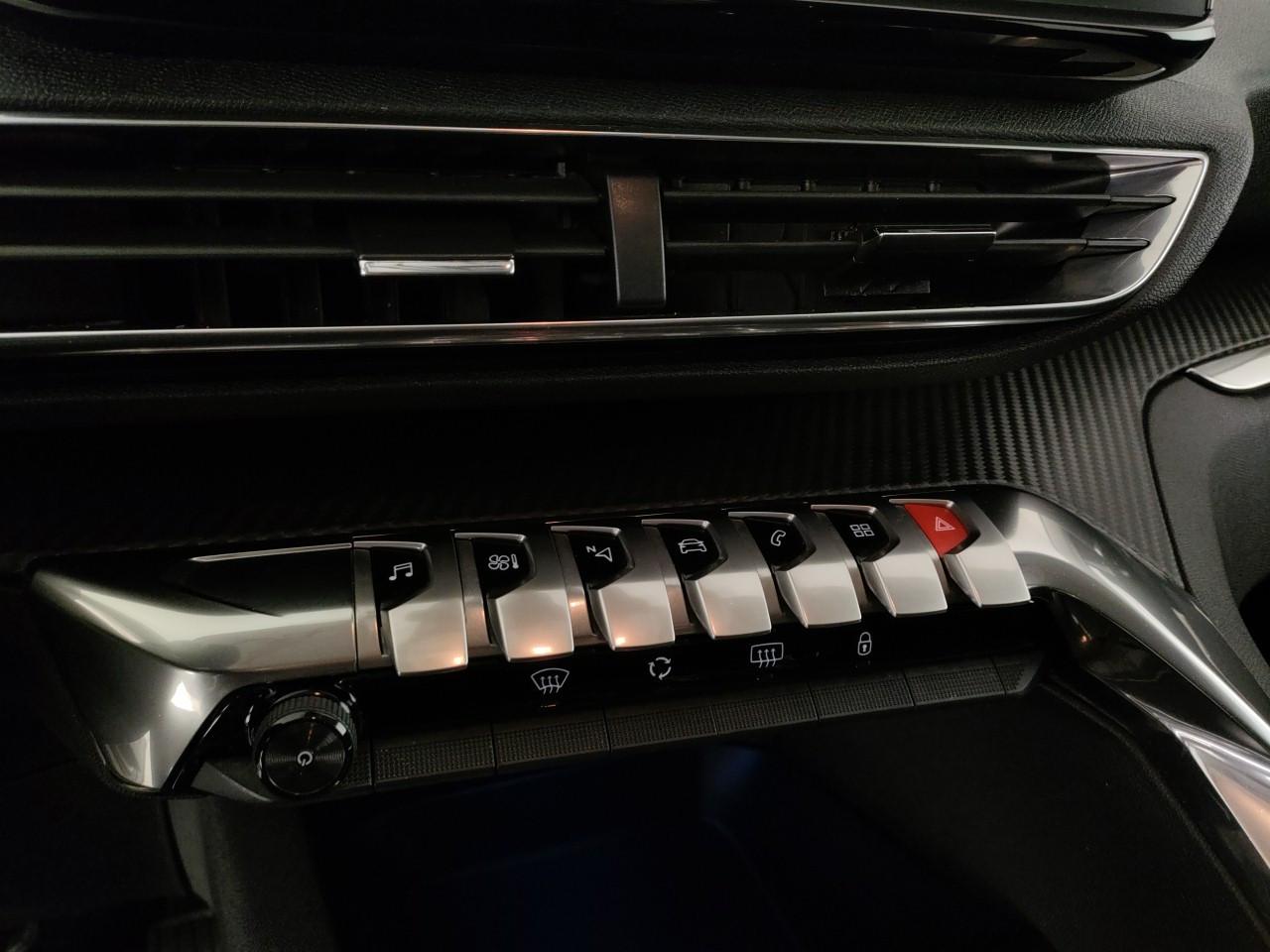 PEUGEOT 3008 1.5 bluehdi Allure 130cv EAT8