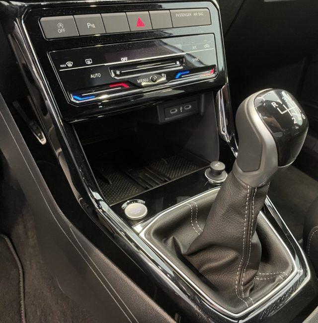 VOLKSWAGEN T-Cross 1.0 TSI 115 CV R-Line Plus KM0 MY26