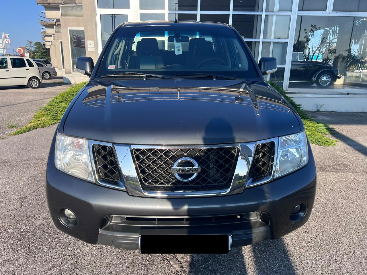 Nissan Navara 2.5 dCi 190CV 4 porte Double Cab LE Plus Restyling