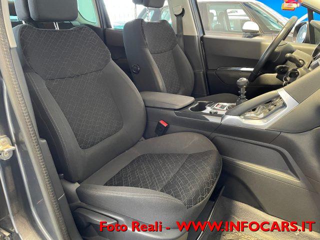 PEUGEOT 3008 1.6 HDi 115CV Active