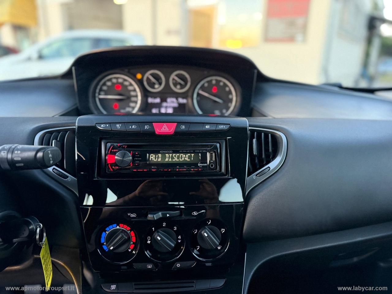 LANCIA Ypsilon 1.2 69 CV 5p. S&S ELEFANTINO BLU