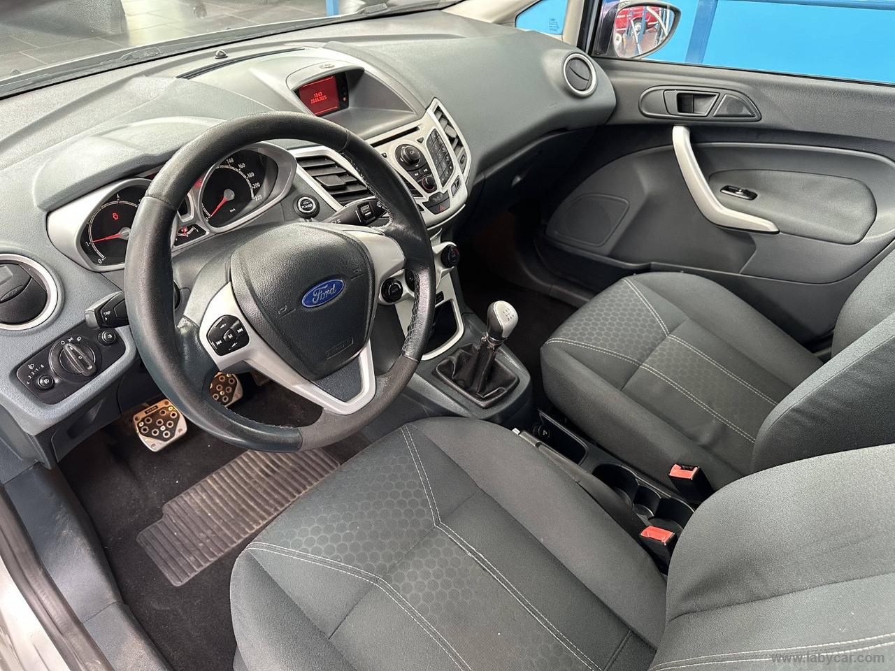 FORD Fiesta 1.2 16V 5p. Titanium