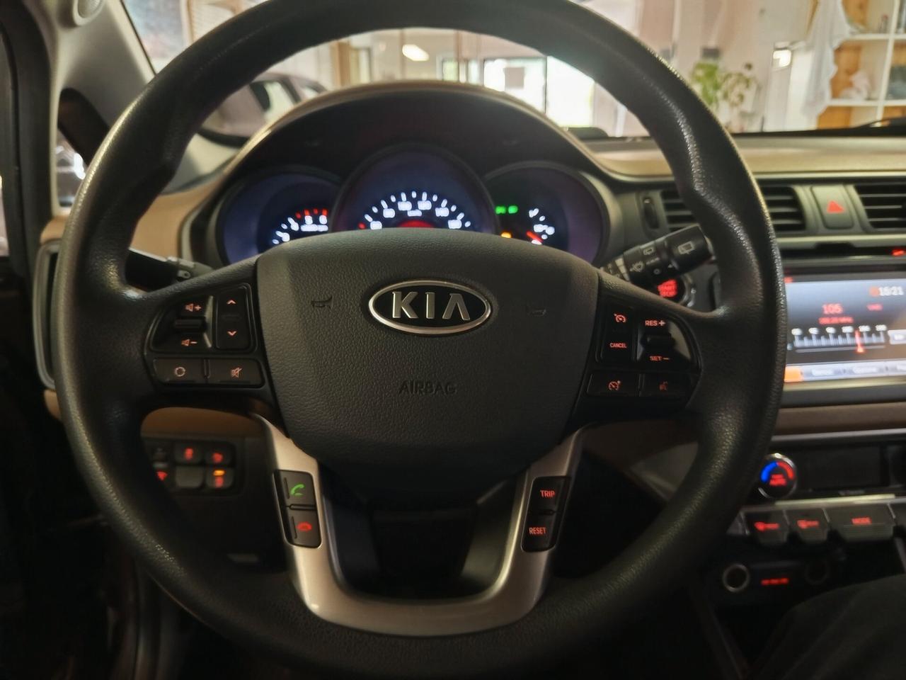 Kia Rio 1.4 CRDi WGT 5p. EX PLUS ok neopatentati