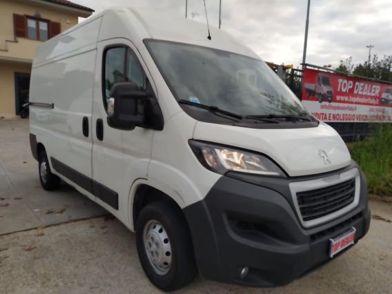 Peugeot Boxer 335 BlueHDi 130CV L2 H2