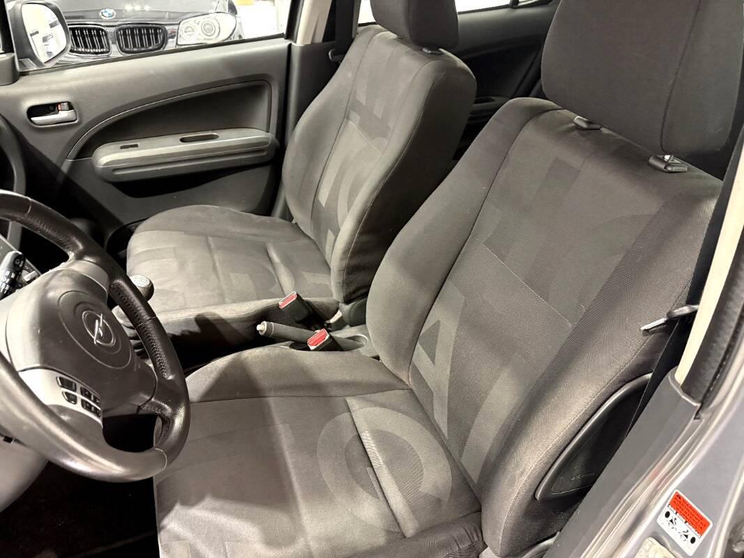 Opel Agila 1.2 16v Enjoy Gpl-tech 86cv