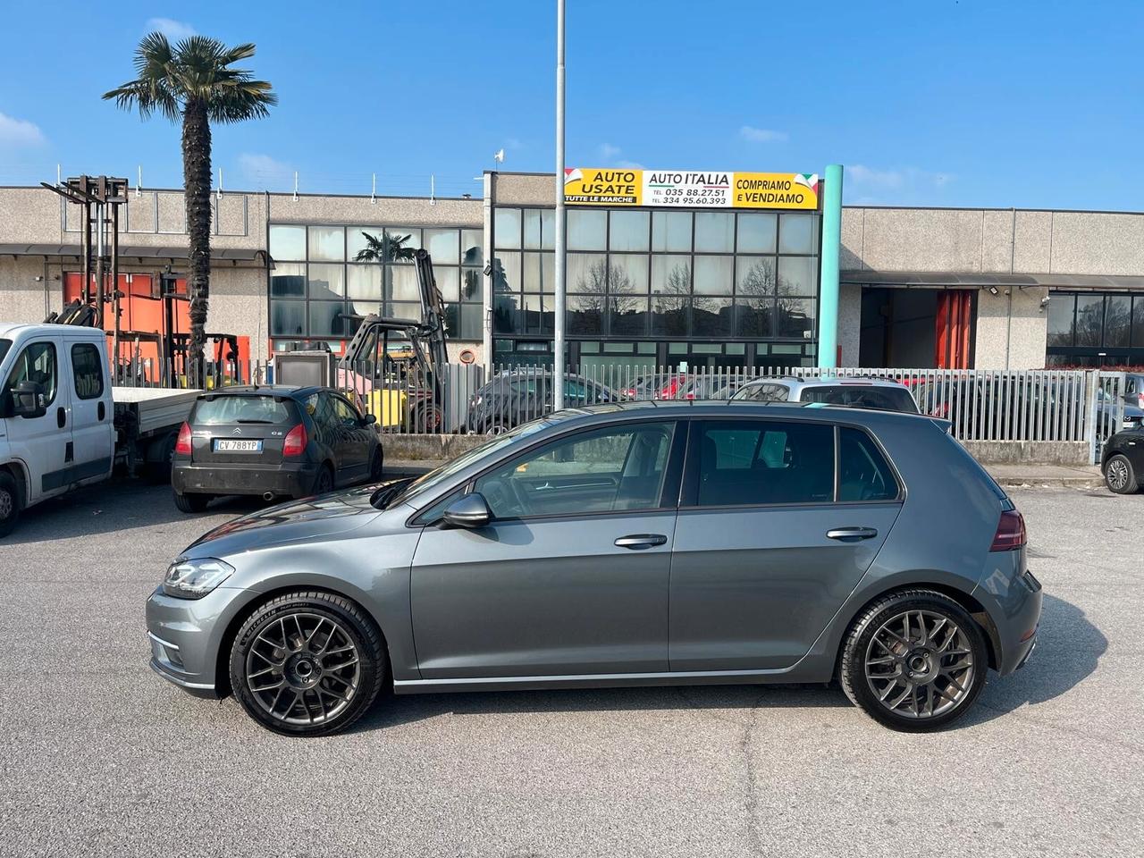 Volkswagen Golf 2.0 TDI DSG 5p. Highline