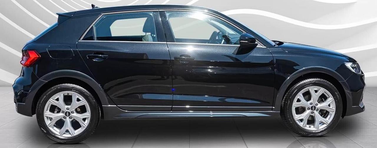 Audi A1 SPB 30 TFSI S line edition Navi LED