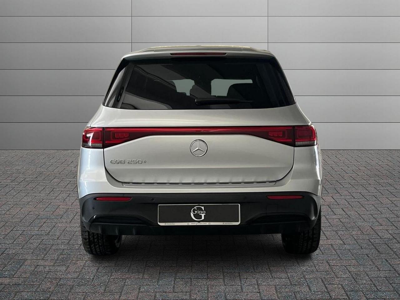 Mercedes-Benz EQB 250+