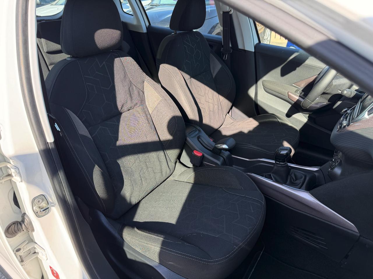 Peugeot 2008 PureTech 82 Active