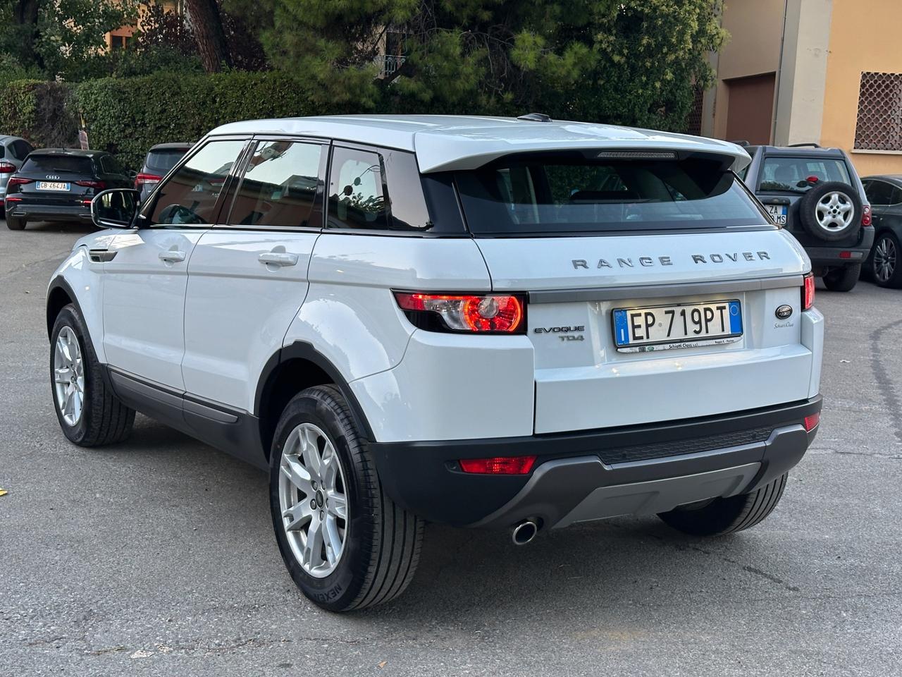 Land Rover Range Evoque 2.2 TD4 5p. Prestige