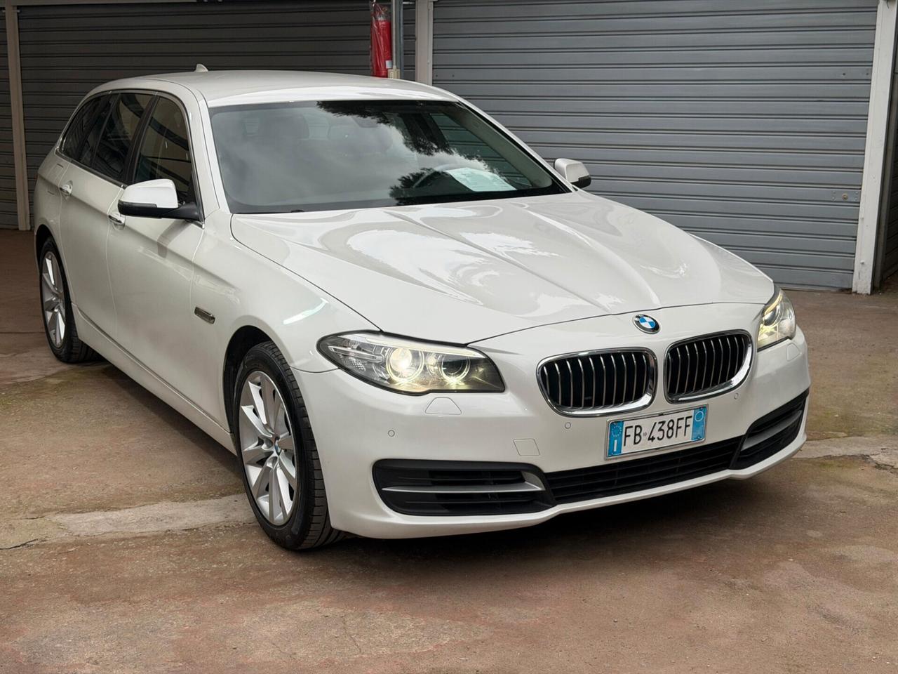 Bmw 520 520d xDrive Luxury