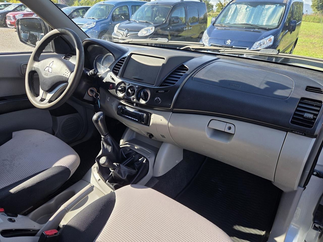 MITSUBISHI L200 CASSONE LUNGO