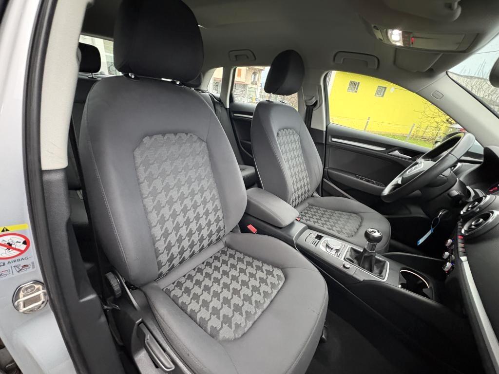 Audi A3 Sportback 1.6 TDI 105cv Ambiente