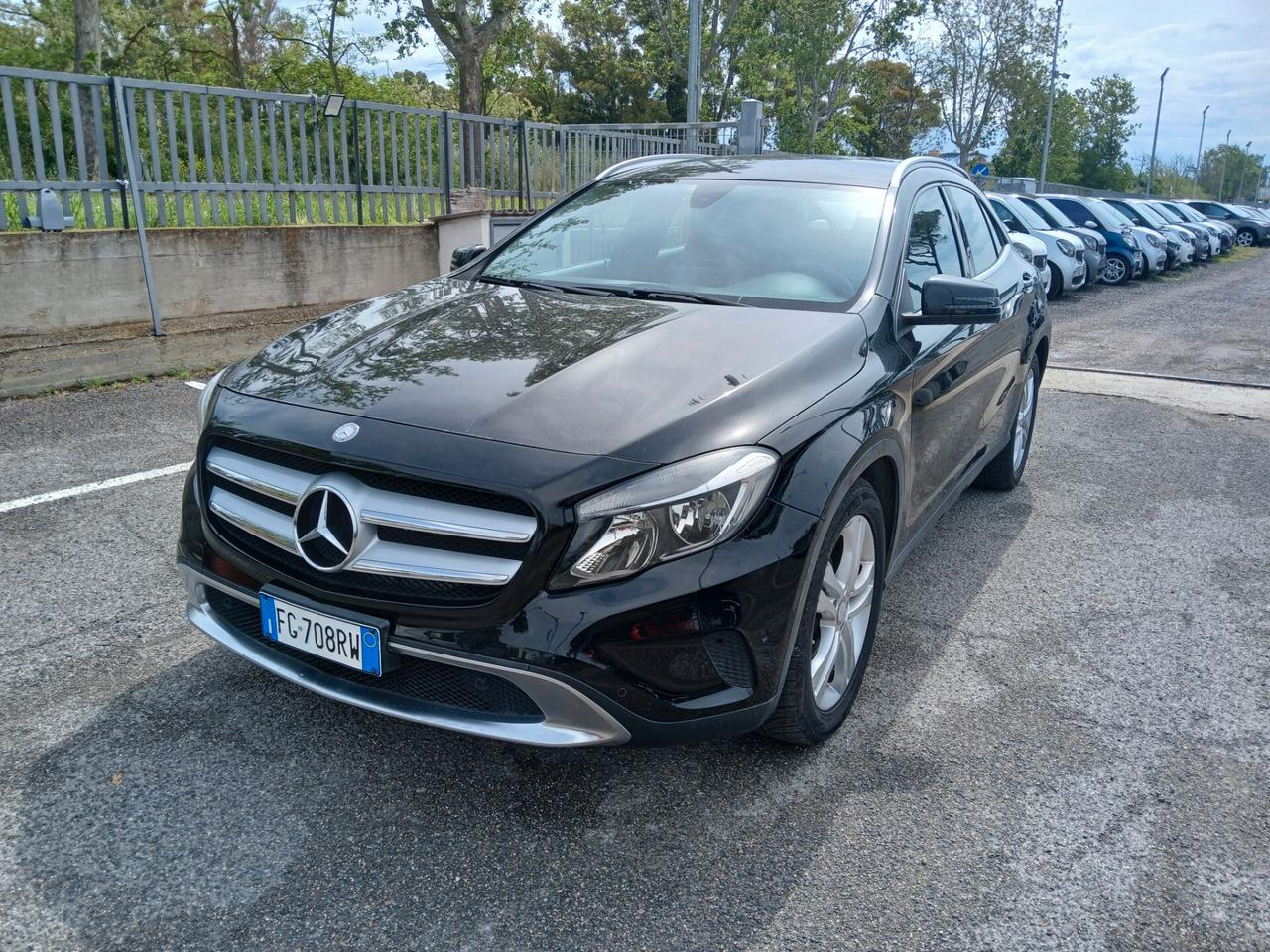 Mercedes-benz GLA 180 d Premium