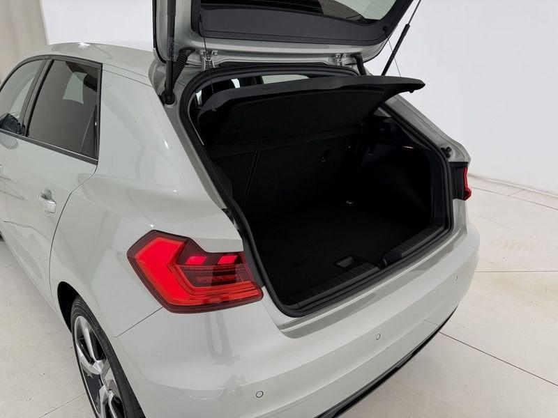 Audi A1 Sportback 30 TFSI S Identity Black