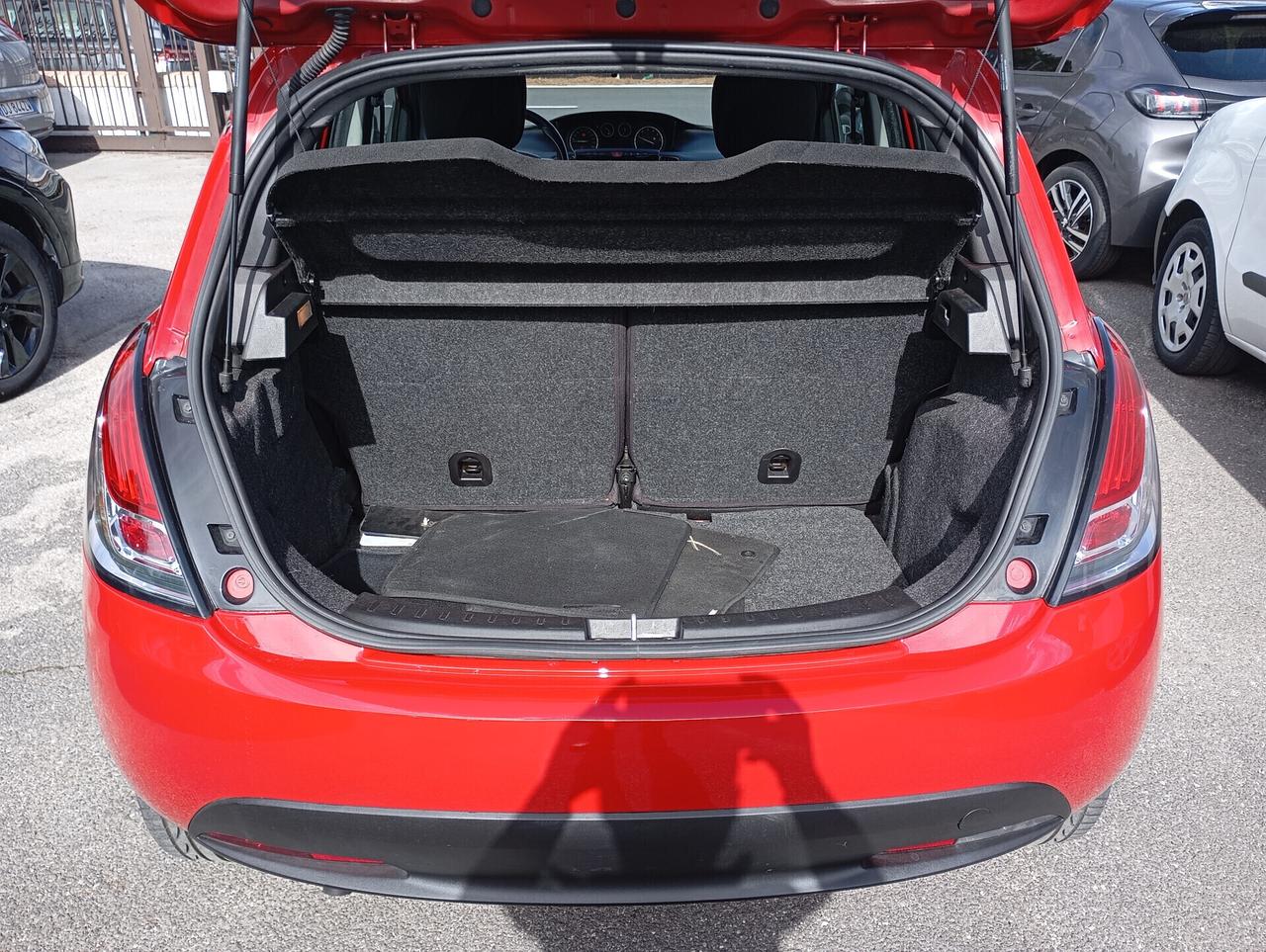 Lancia Ypsilon 5P 0.9 TwinAir 85CV Gold Aut.