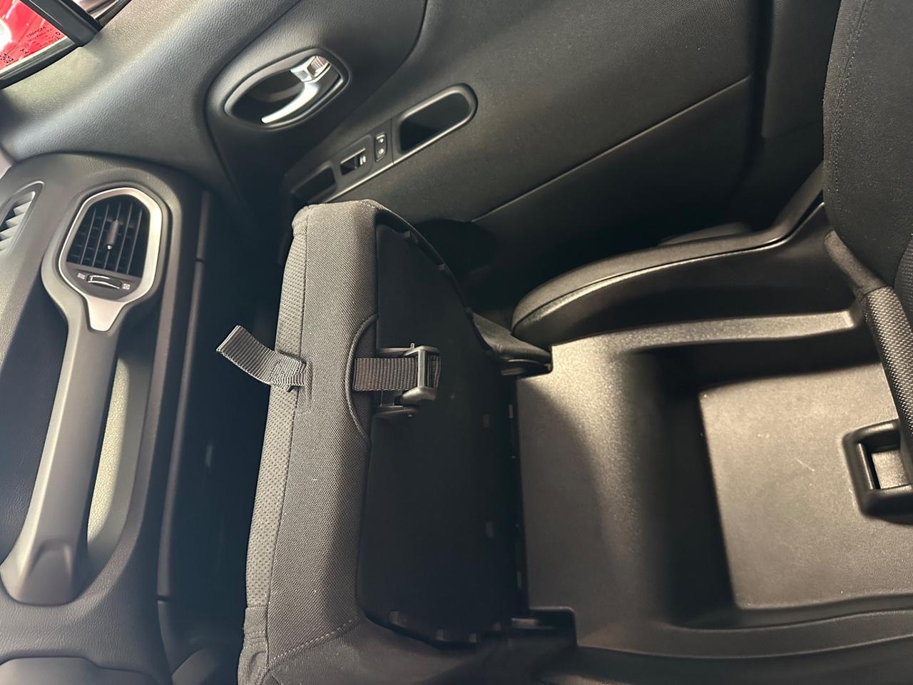 Jeep Renegade 1.6 Mjt DDCT 120 CV S