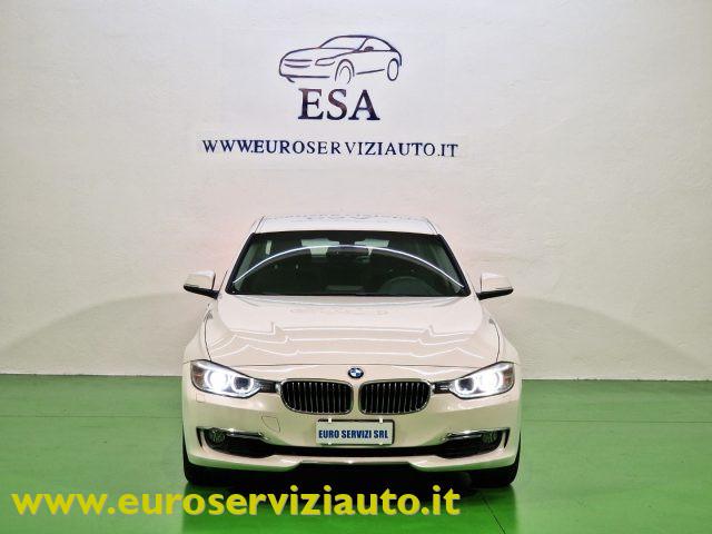 BMW 328 i Luxury