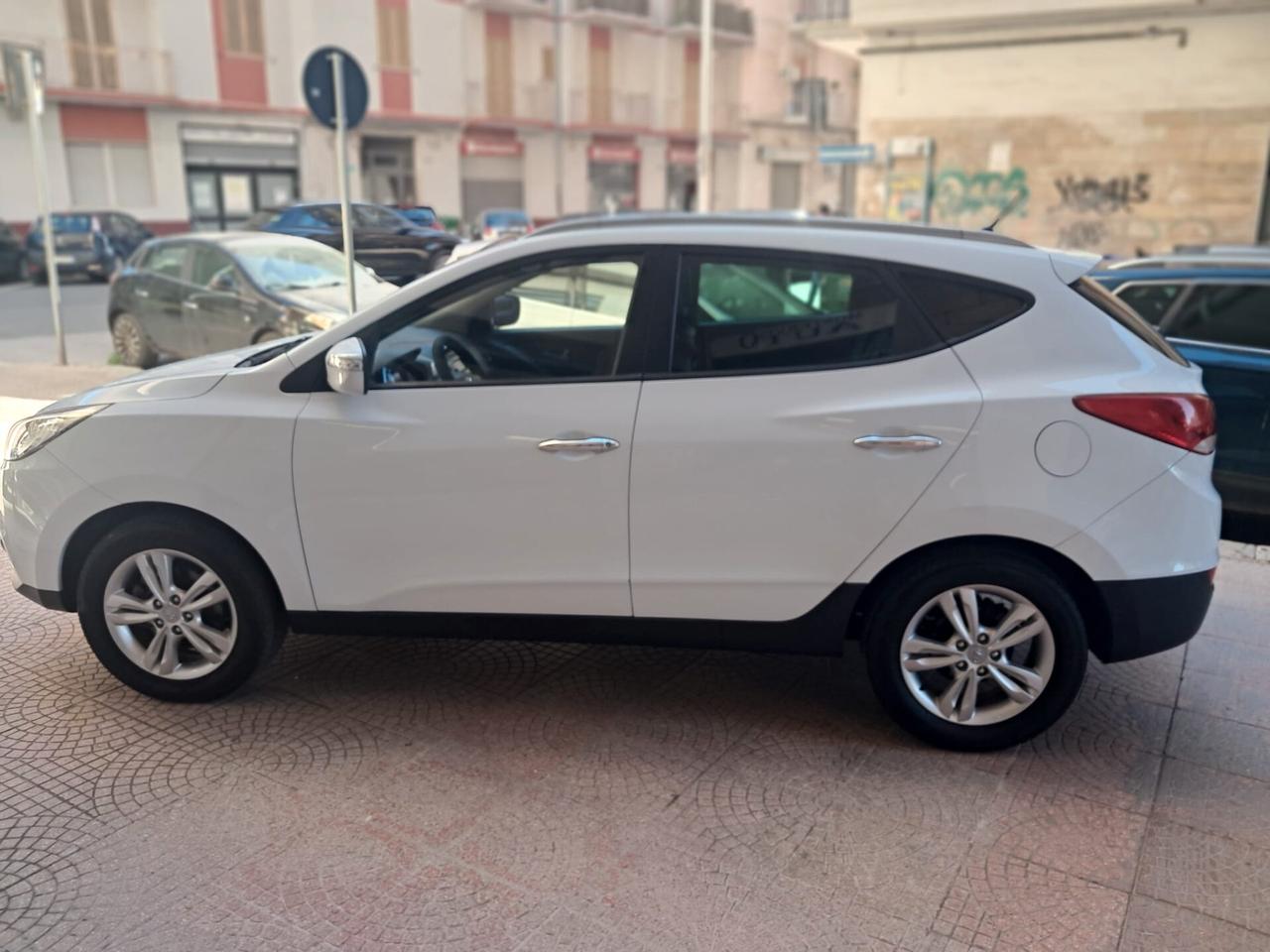 HYUNDAI IX35 1.7 Diesel-TETTO APRIBILE -Euro6990