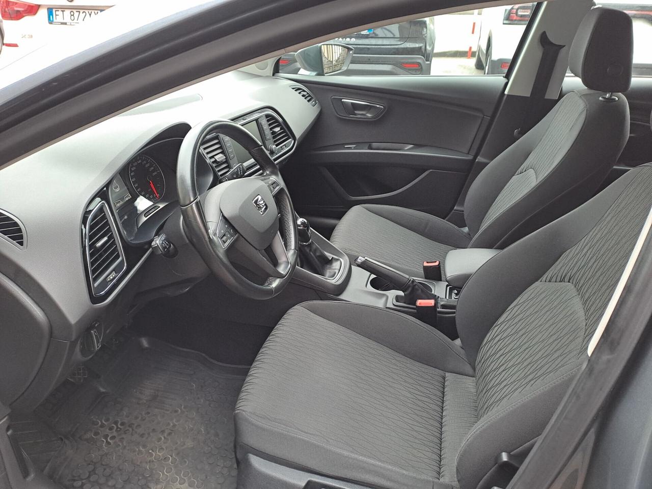 SEAT LEON 1.6 TDI 110CV EURO6 - OK NEOPATENTATI