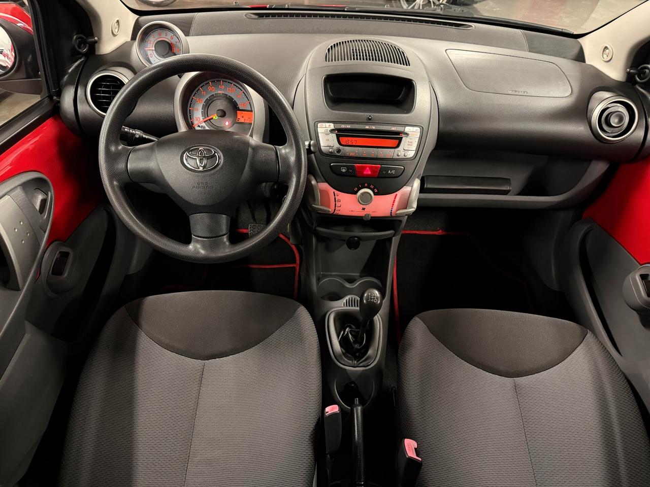 Toyota Aygo 1.0 12V VVT-i 5 porte Sol