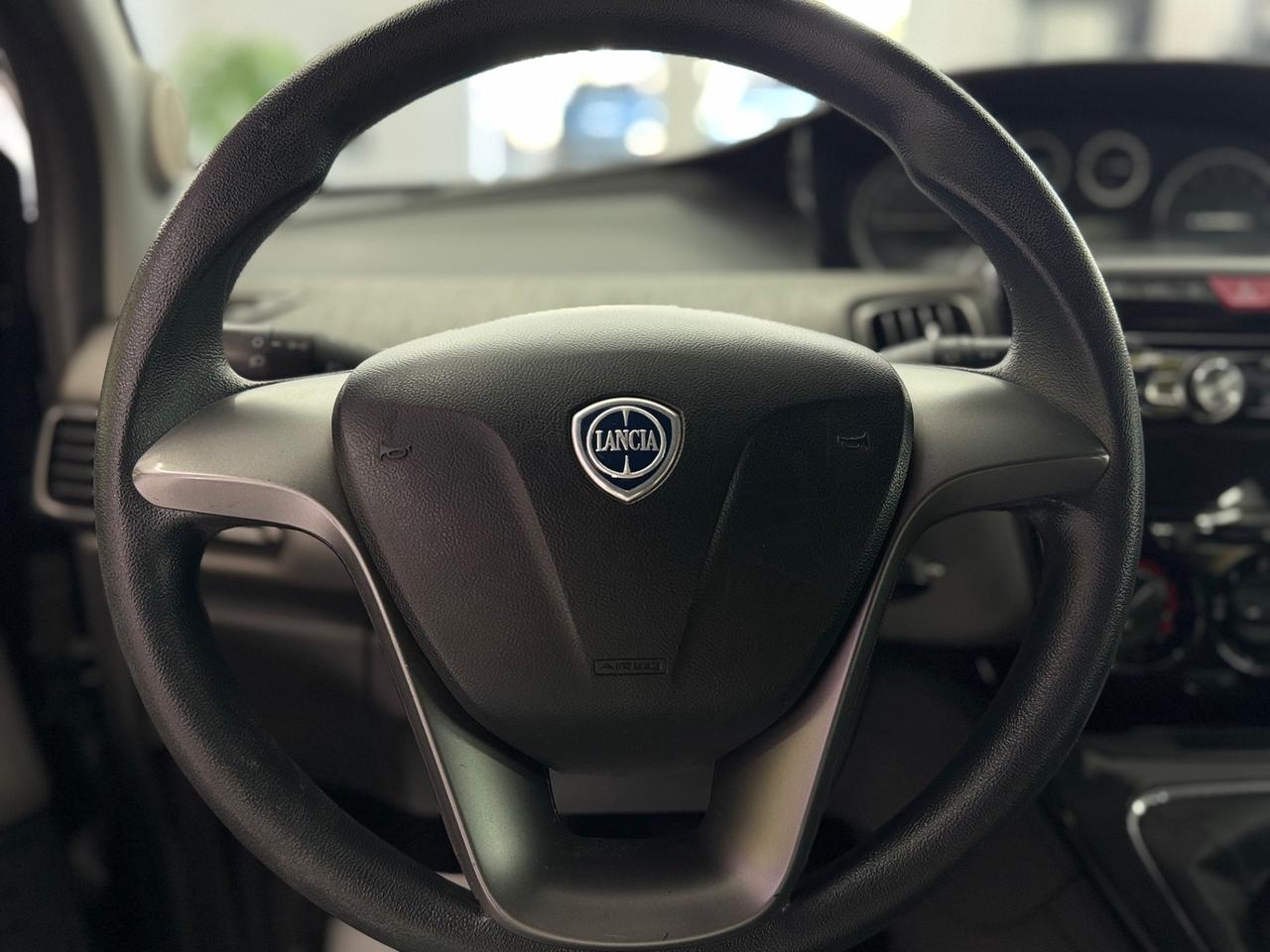 Lancia Ypsilon 1.2 GPL Ecochic Gold