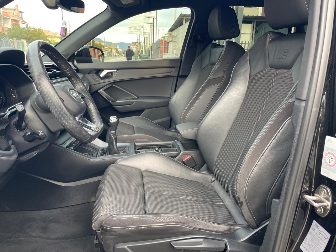 Audi Q3 35 TDI quattro S line edition