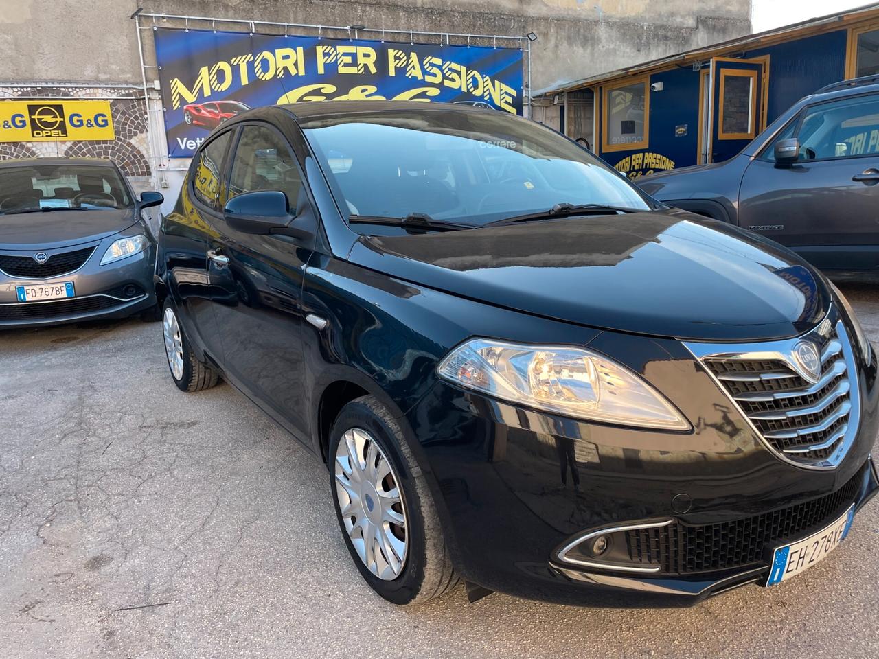 Lancia Ypsilon 1.2 69 CV Platinum EURO 5