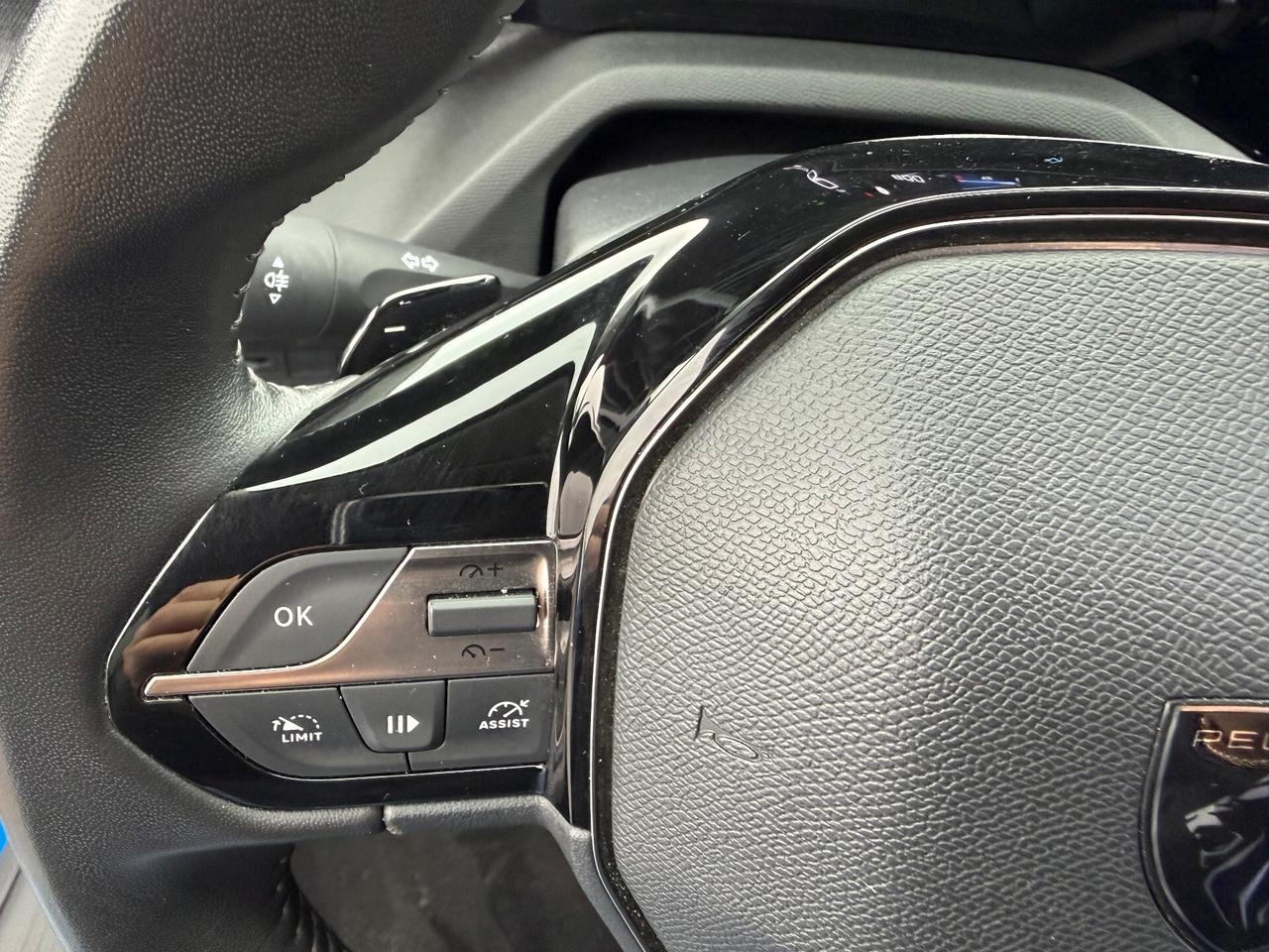 Peugeot 308 Berlina 1.5 130 S&S EAT8 Allure Pack