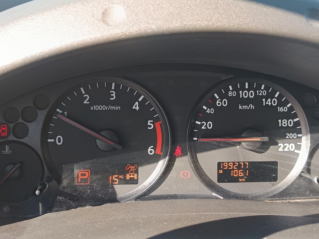 Nissan Navara double cab 4wd 2011 - 2.5 diesel Lb automobili