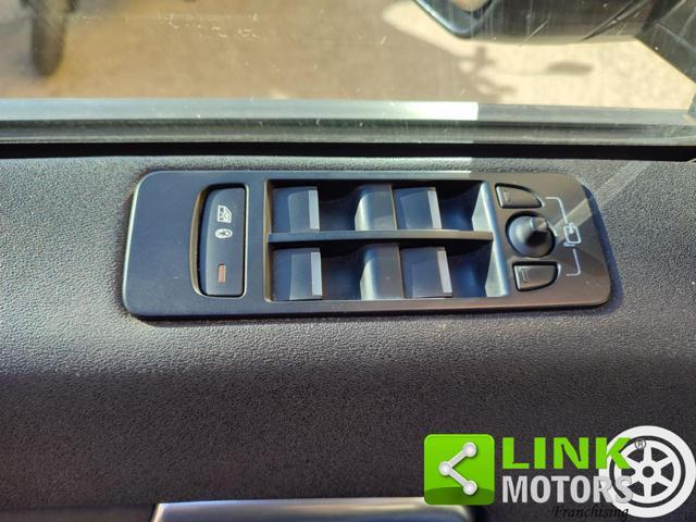 LAND ROVER Discovery Sport 2.2 SD4 HSE