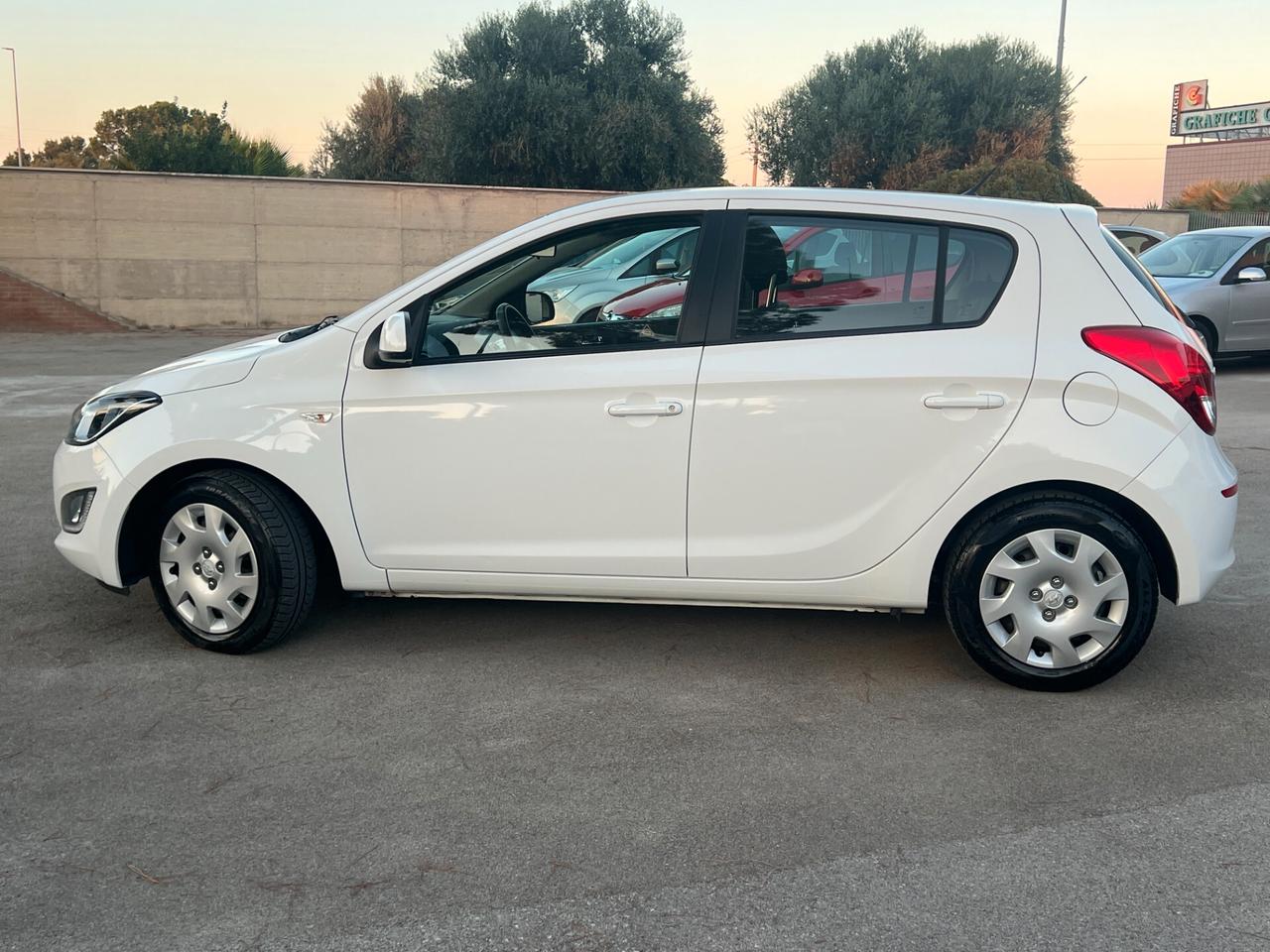 Hyundai i20 1.1 CRDi Sound Edition 1proprietario