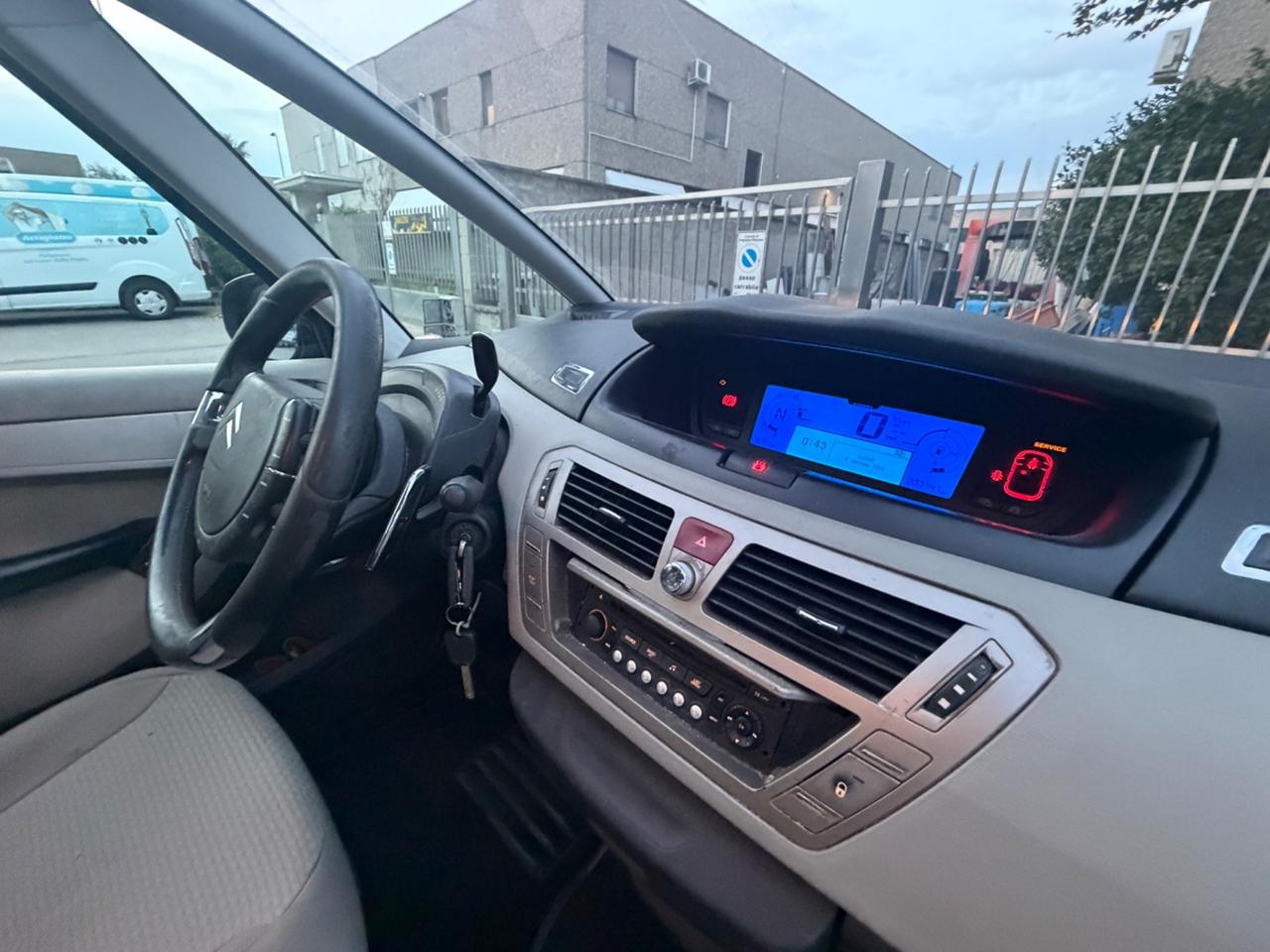 CITROEN C4 2.0 DIESEL AUTOMATICO PER COMERCIANȚI