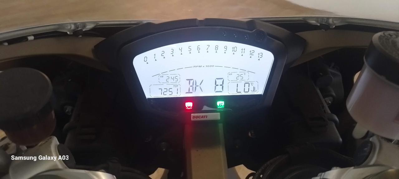 Ducati 848 EVO