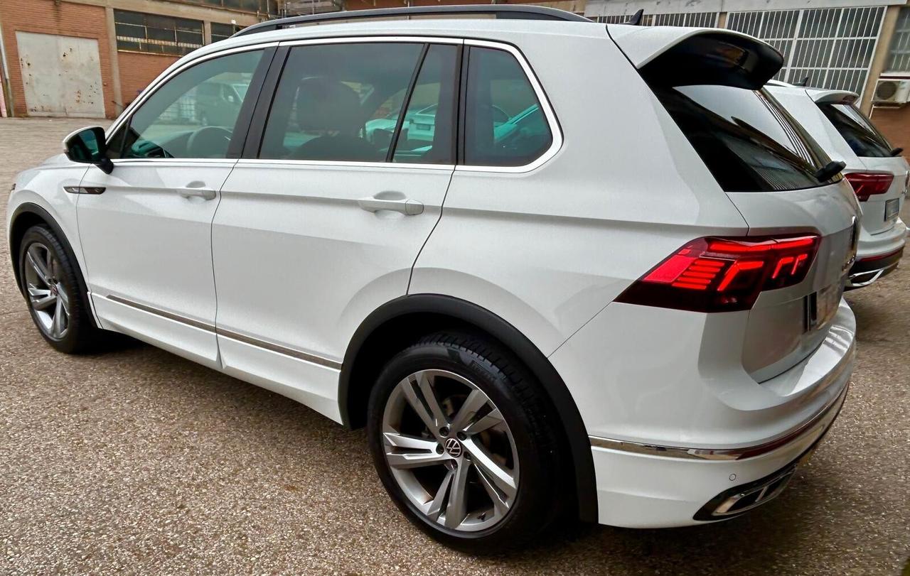 Volkswagen Tiguan 2.0 TDI 150 CV SCR DSG R-Line