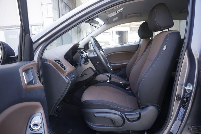 Hyundai i20 Hyundai i20 1.1 CRDi 12V 5 porte Style 55KW ANNO 2015