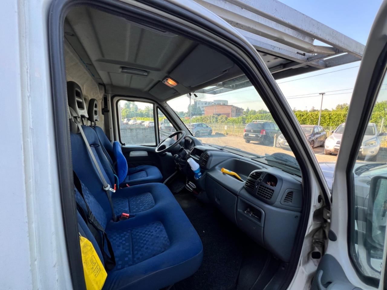 Peugeot Boxer 330M 2.2 HDi cat PM Furgone