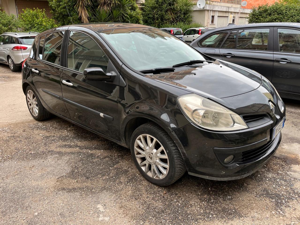 Renault Clio 1.2 16V 5 porte