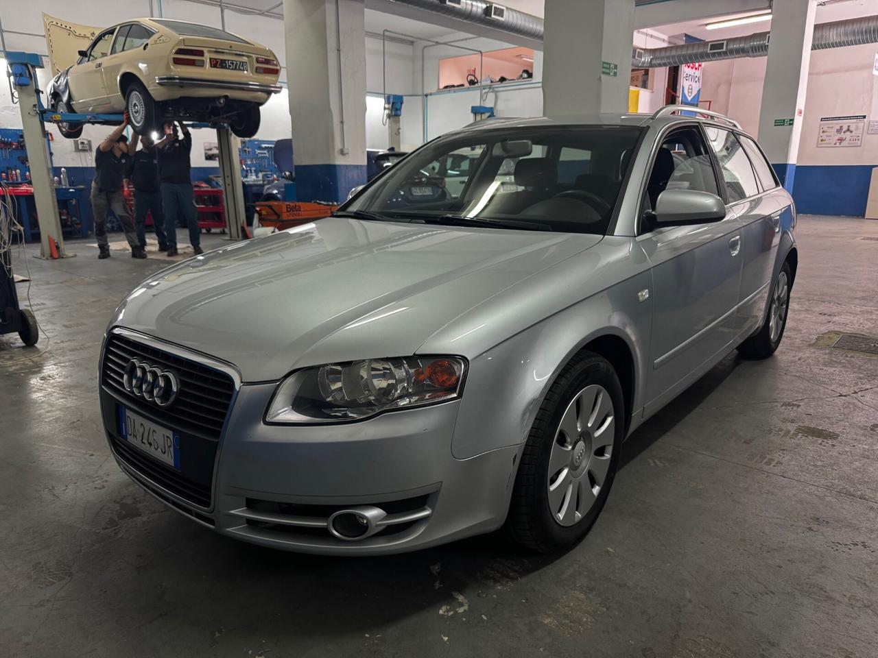 Audi A4 2.0 16V TDI Avant 140 cv