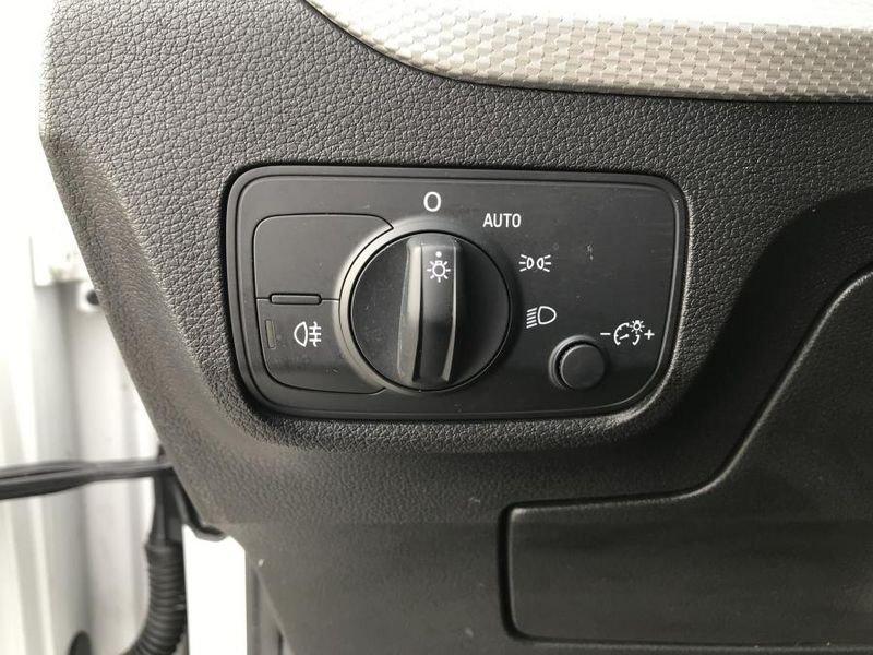 Audi Q2 35 TFSI S-Tronic Business Advanced NAVI+FULL LED+CAMERA
