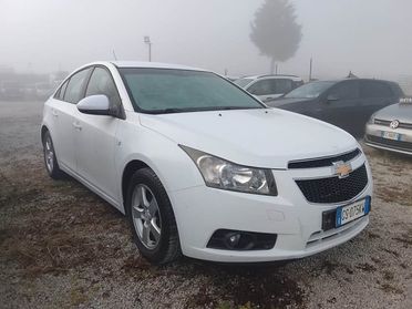 CHEVROLET Cruze 1.8 5 porte LT GPL