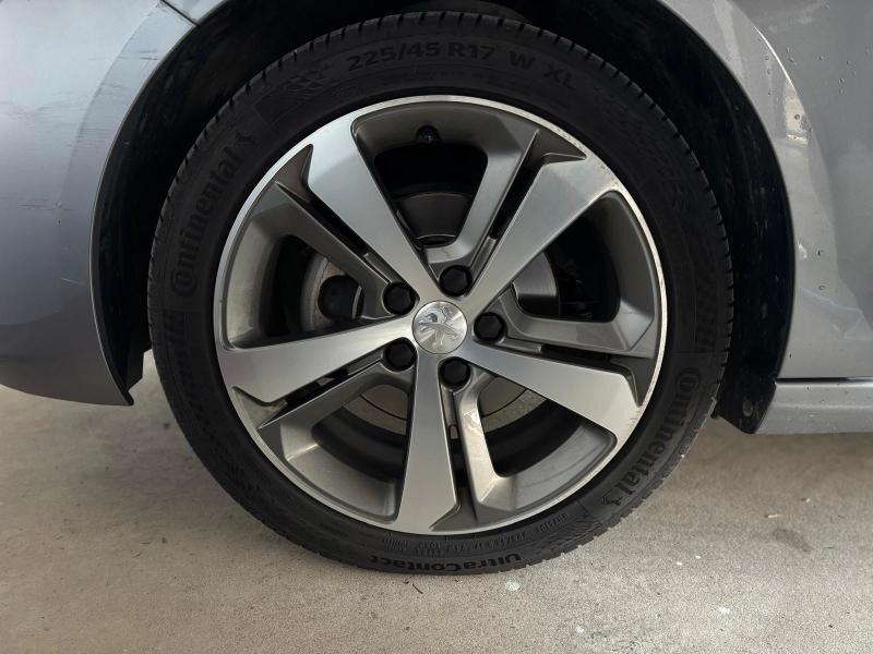 Peugeot 308 BlueHDi 130 S&S EAT8 SW Allure