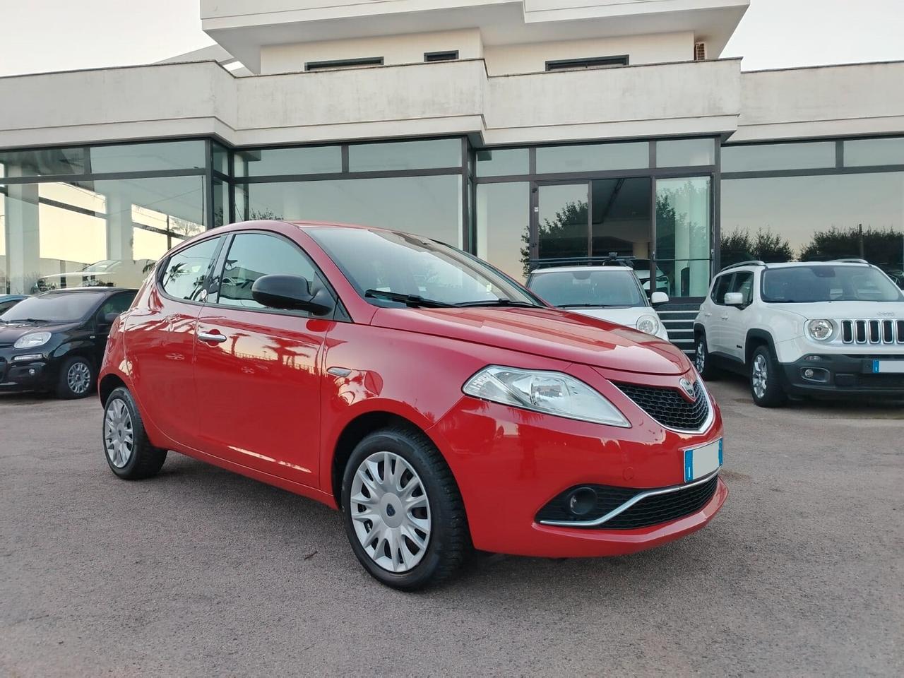 Lancia Ypsilon 1.2 5 porte GPL Ecochic Gold