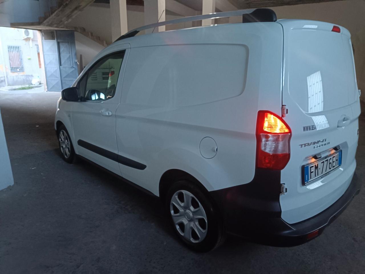 Ford Transit Courier Transit Courier 1.5 TDCi 75CV Van Trend