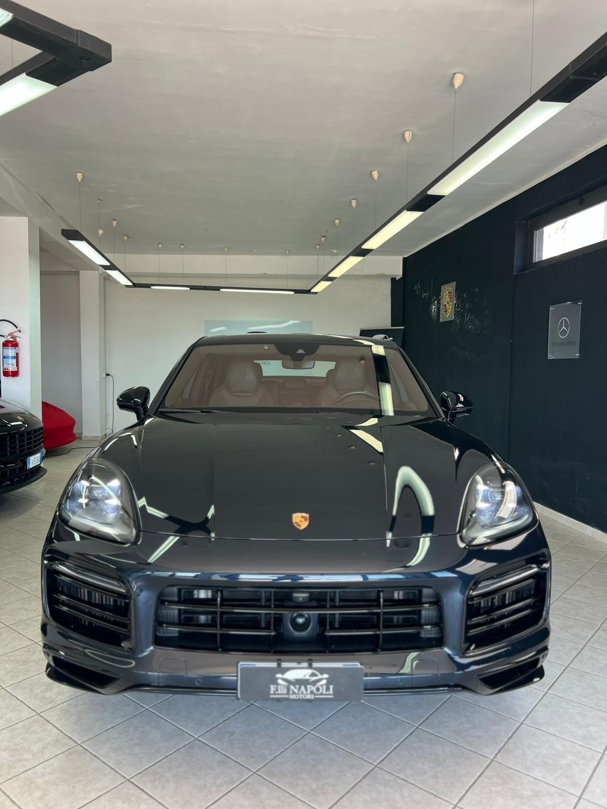 Porsche Cayenne Coupé 3.0 V6 Platinum Edition