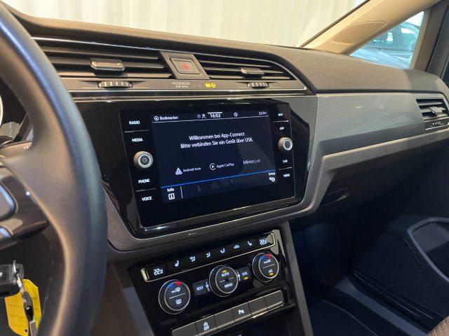 VOLKSWAGEN Touran 2.0 TDI DSG Business GANCIO Navi Bluetooth