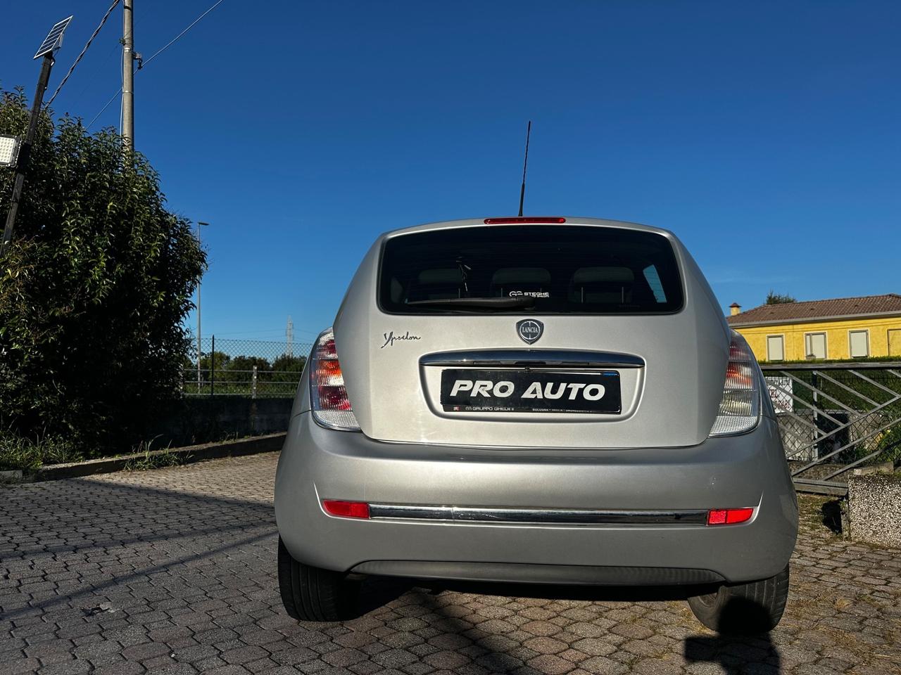 Lancia Ypsilon 1.4 Platino Ecochic GPL