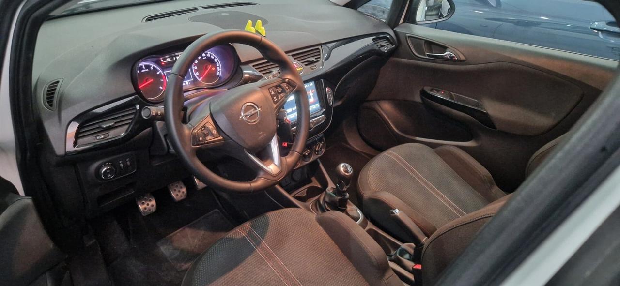 Opel Corsa 1.4 90CV GPL Tech 5 porte Black Edition